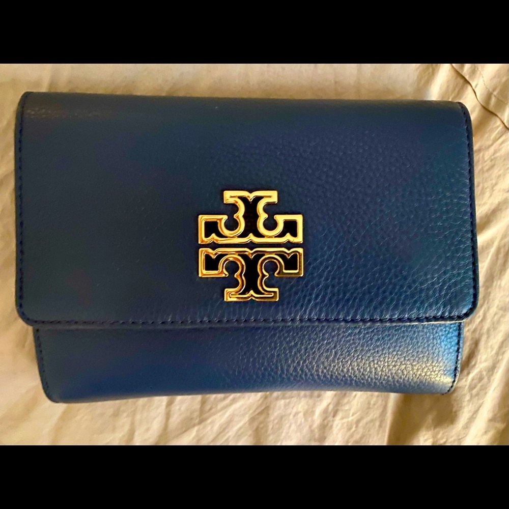 Tory Burch Chain Wallet